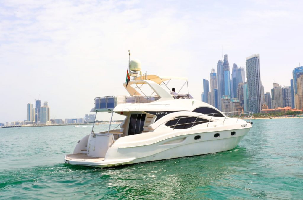 Yachts Rental