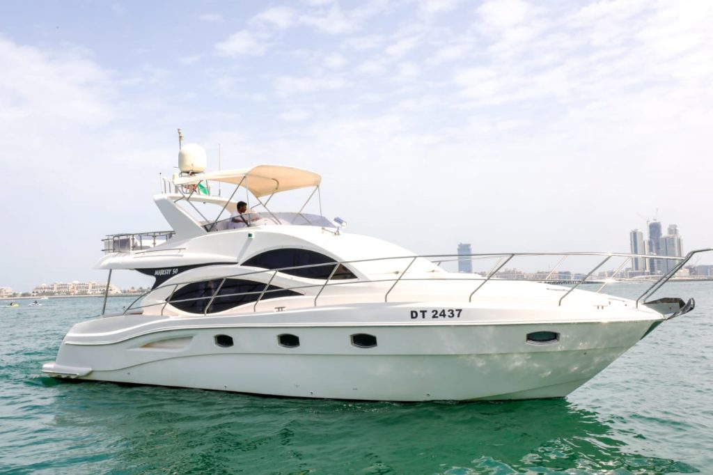 Yacht Rental Dubai Marina